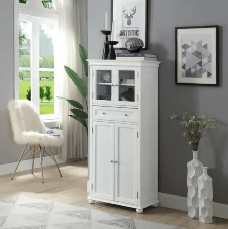 Linen cabinet